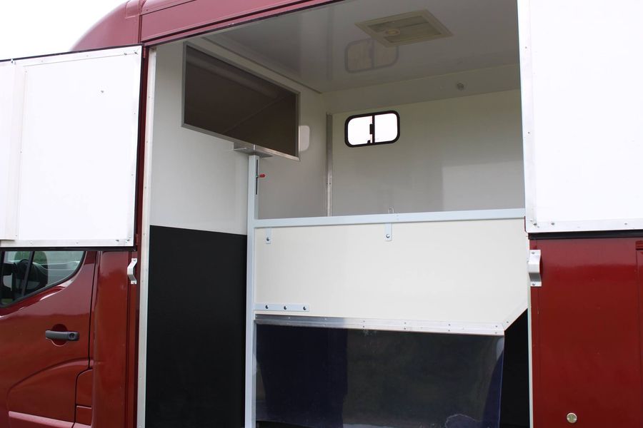 3.5 tonne Horseboxes